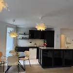 Luxury Residence Res - With Parking