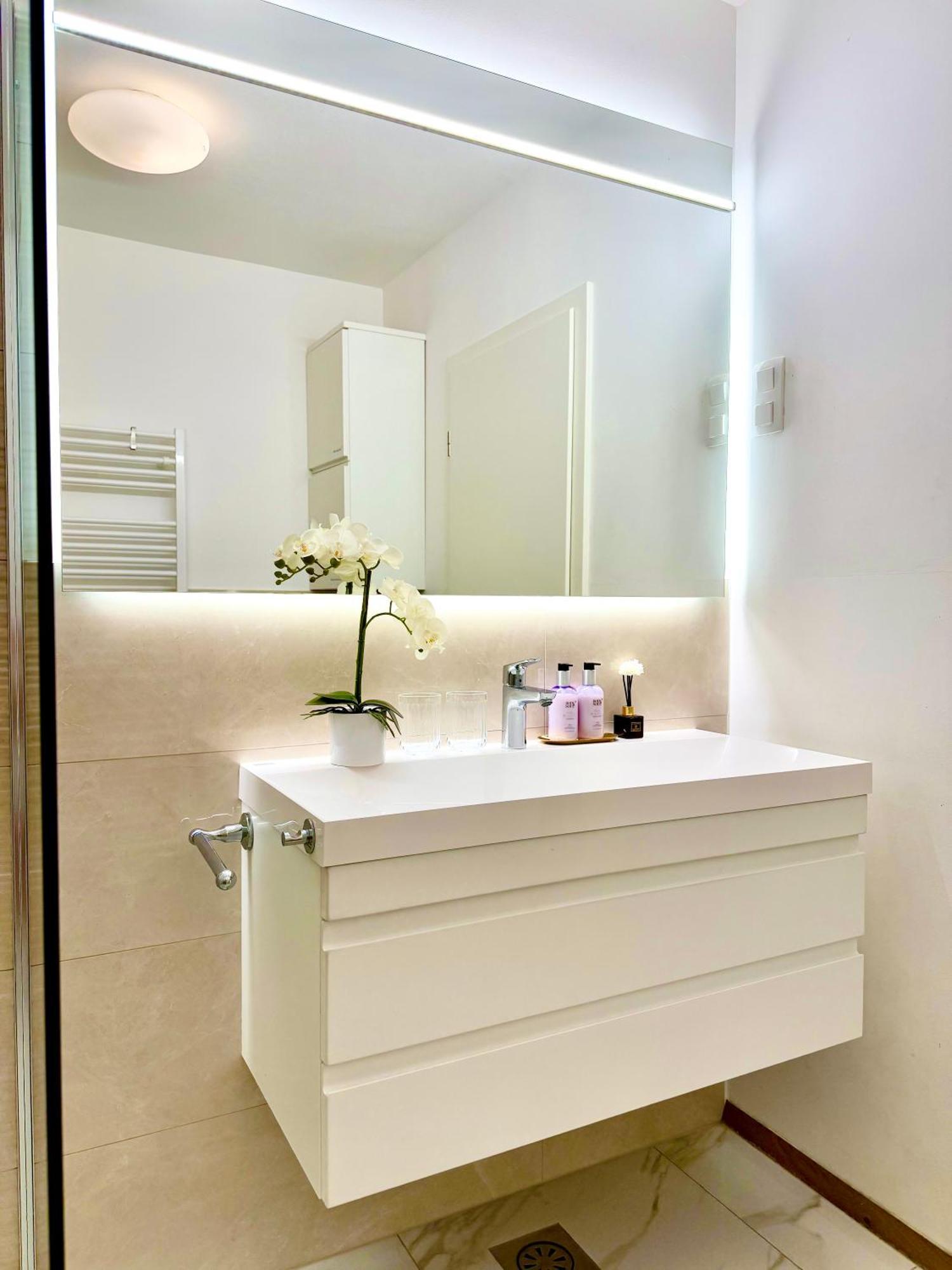 Luxury Res - With Parking * Ljubljana