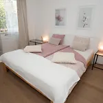 Luxury Residence Res - With Parking