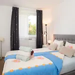 Luxury Residence Res - With Parking