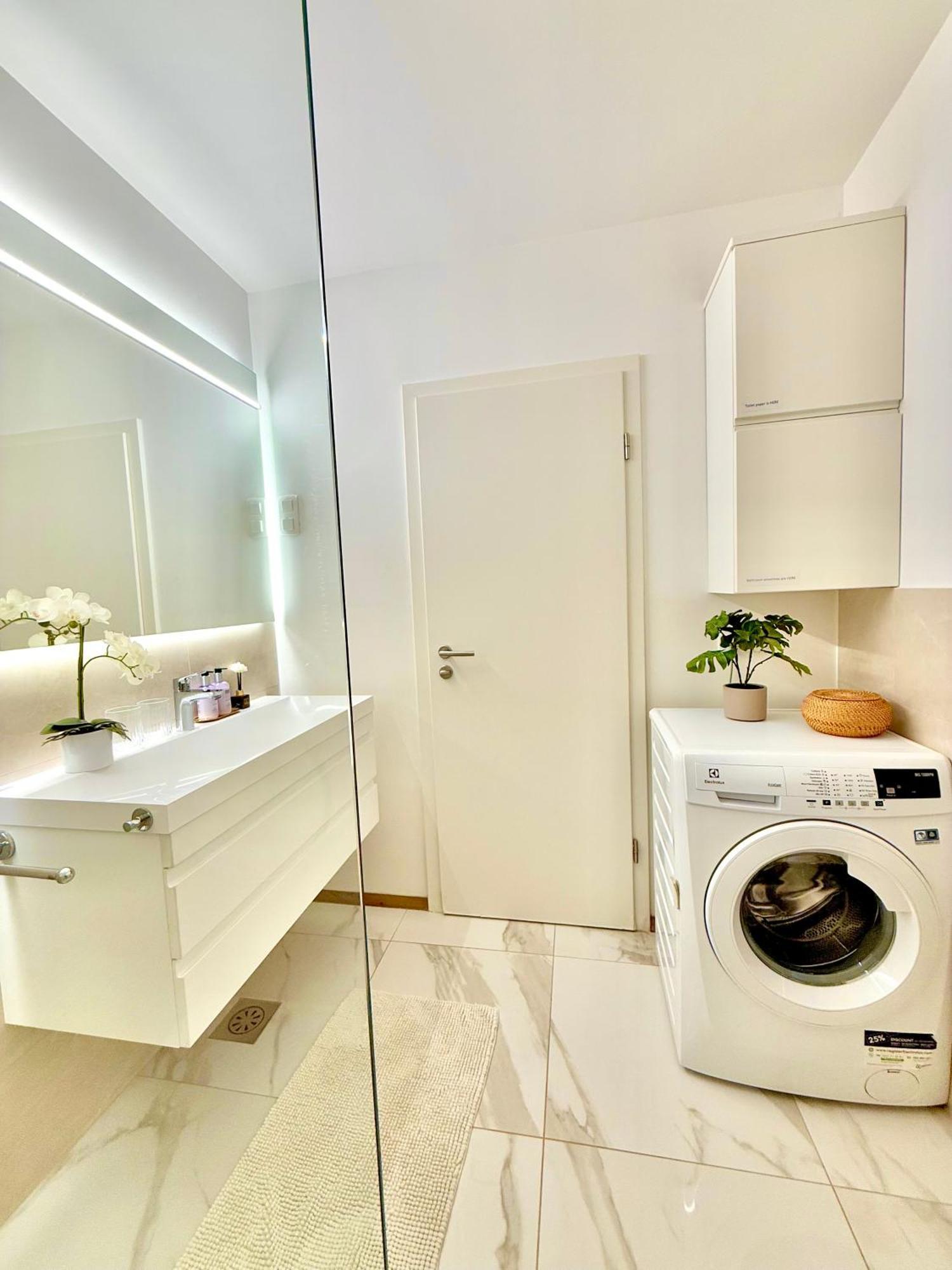 Luxury Res - With Parking Apartment Ljubljana